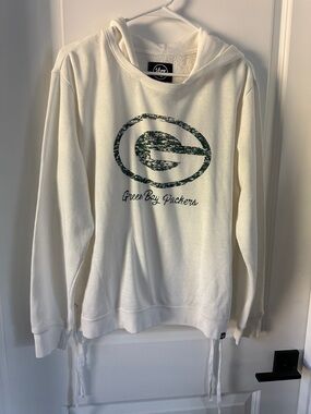 Green Bay sweatshirt size XL